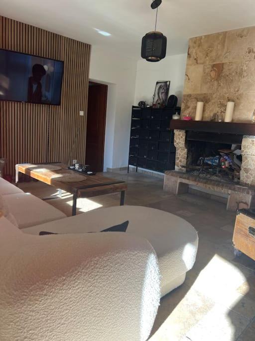 Villa Au Coeur De La Provence Evenos Bagian luar foto